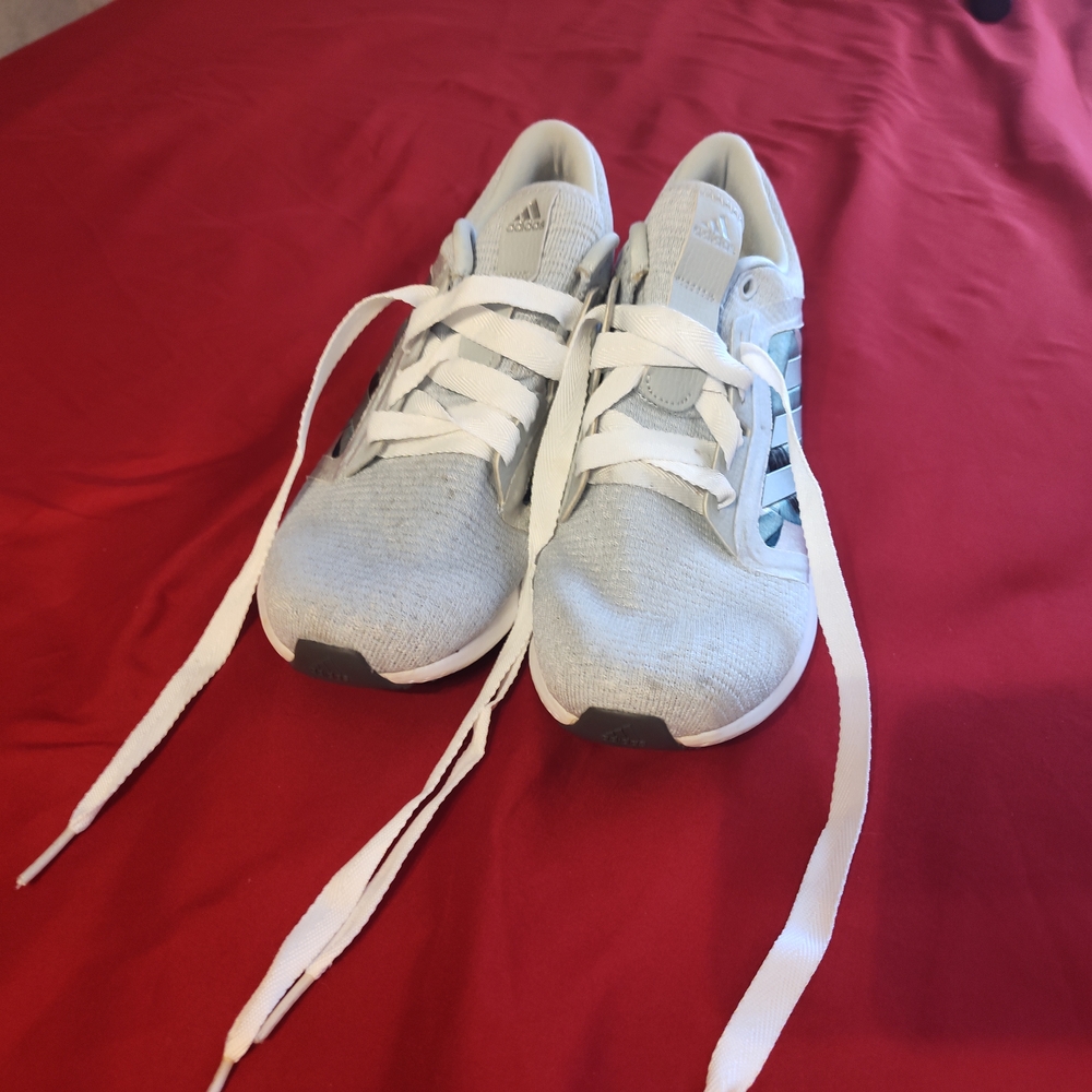 White Lightweight Breathable Sneakers with Blue Accent